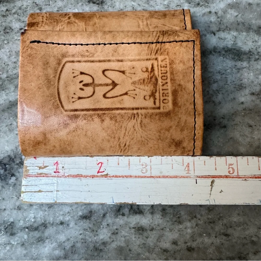 Borinquen tan leather handcrafted trifold wallet